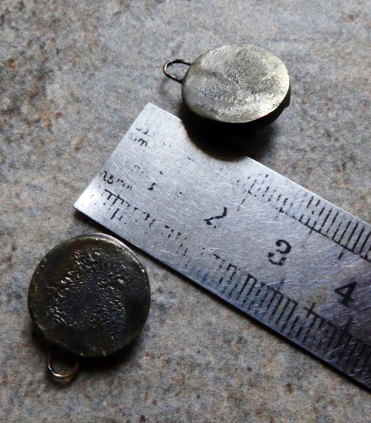 Ceramic Textured Disc Drops Earring Charms -Pewter