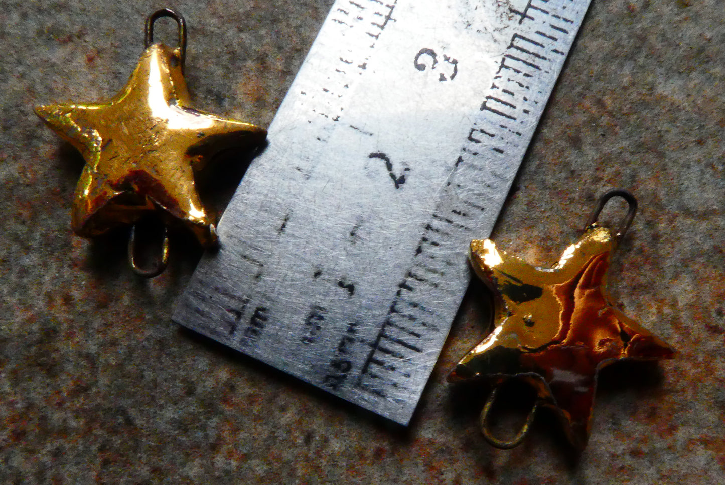 Ceramic Stars Earring Connectors -Gold Lustre