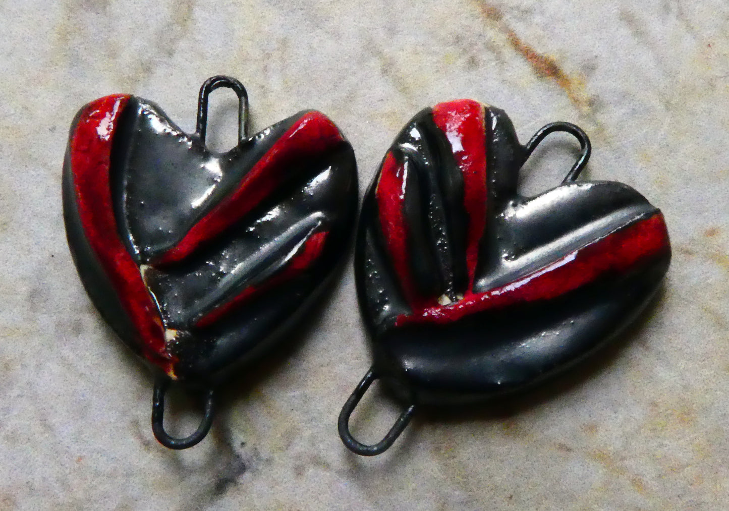 Ceramic Moulded Heart Earring Connectors - Pewter