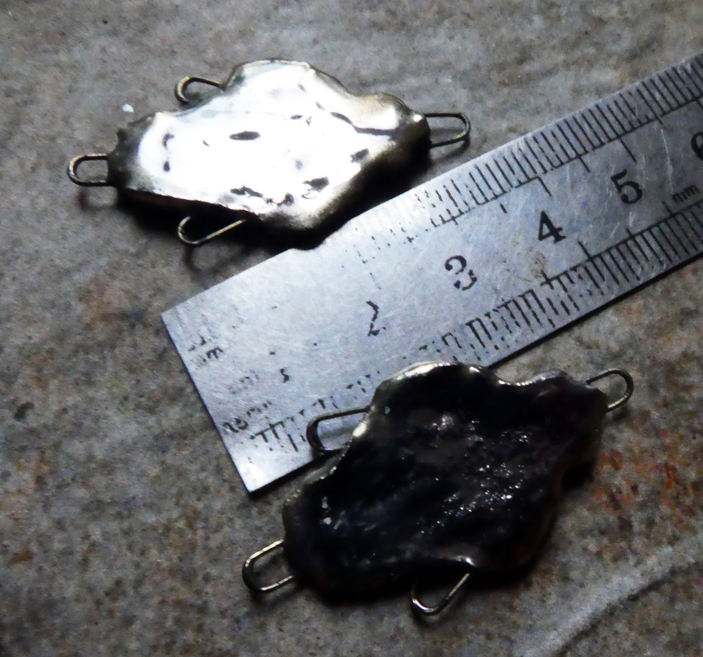 Ceramic Filligree Earring Connectors -Black Lustre