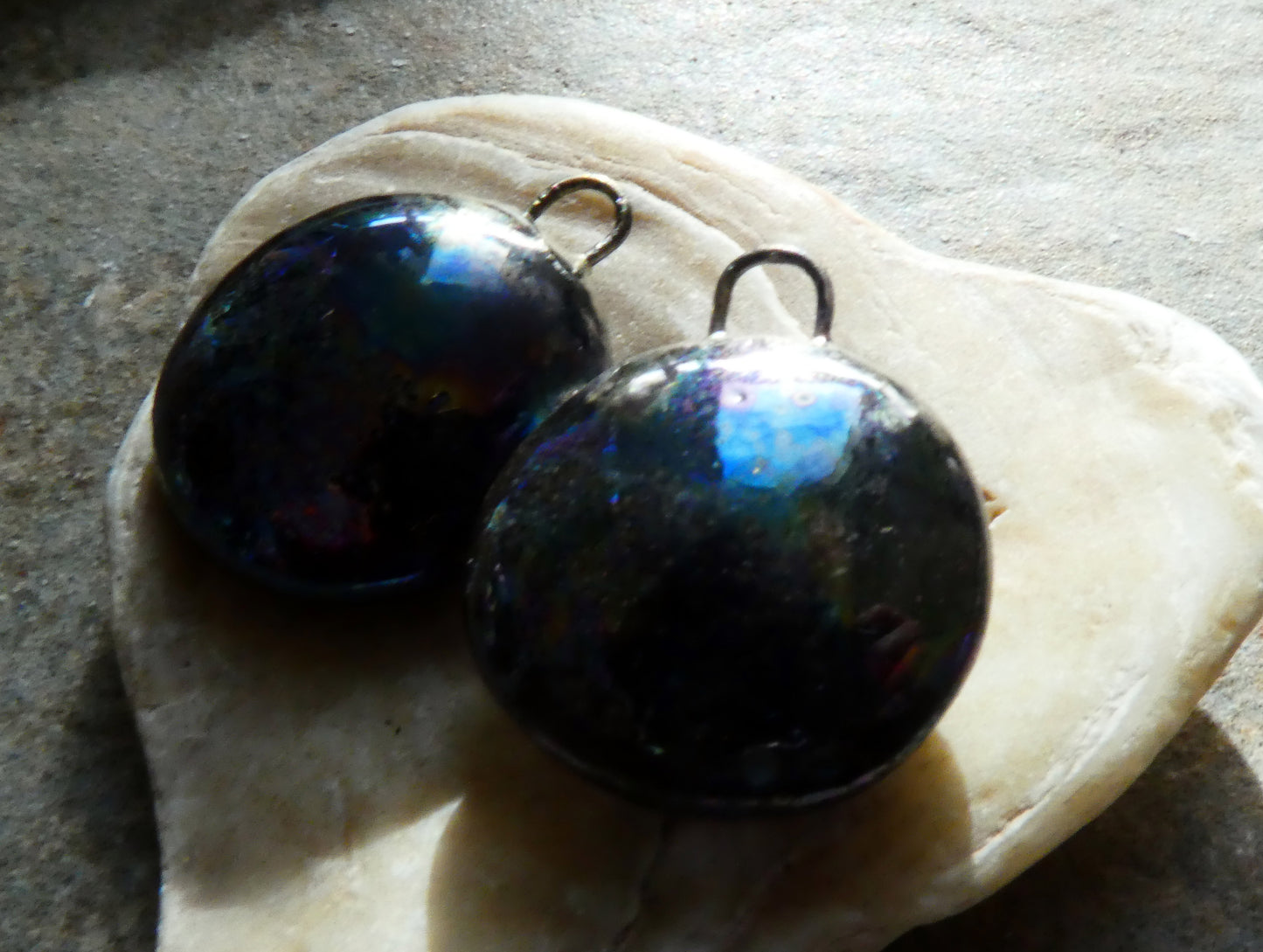 Ceramic Disc Drops Earring Charms -Dark Mother of Pearl Lustre