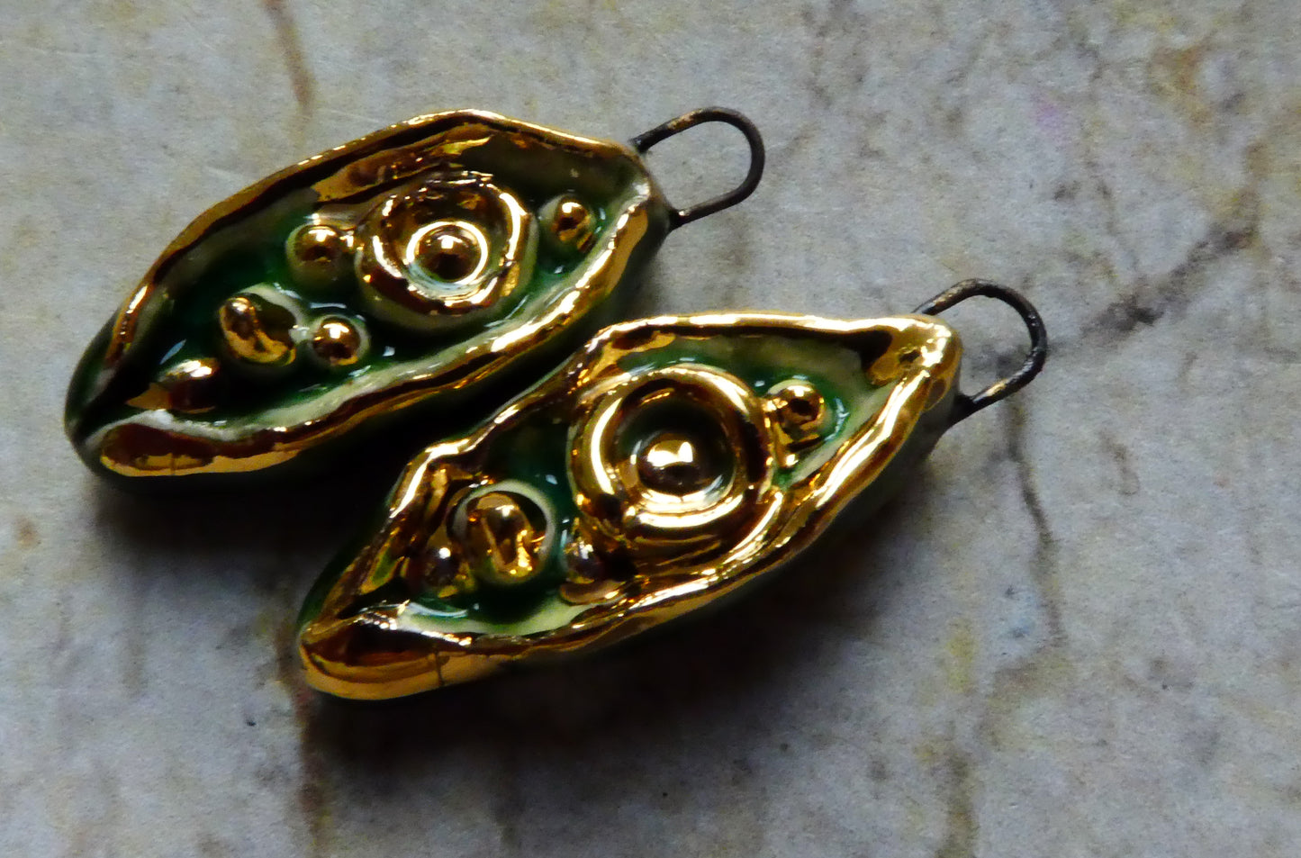 Ceramic Pinched Leaf Pendant