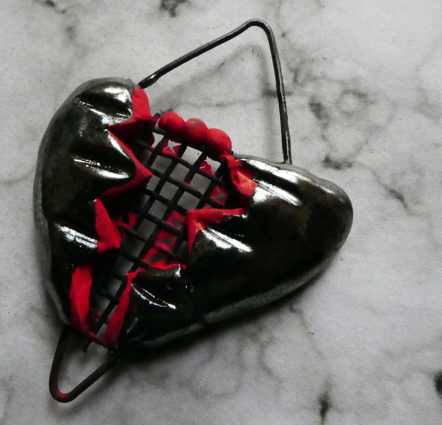 Ceramic Mesh Heart Connector Pendant
