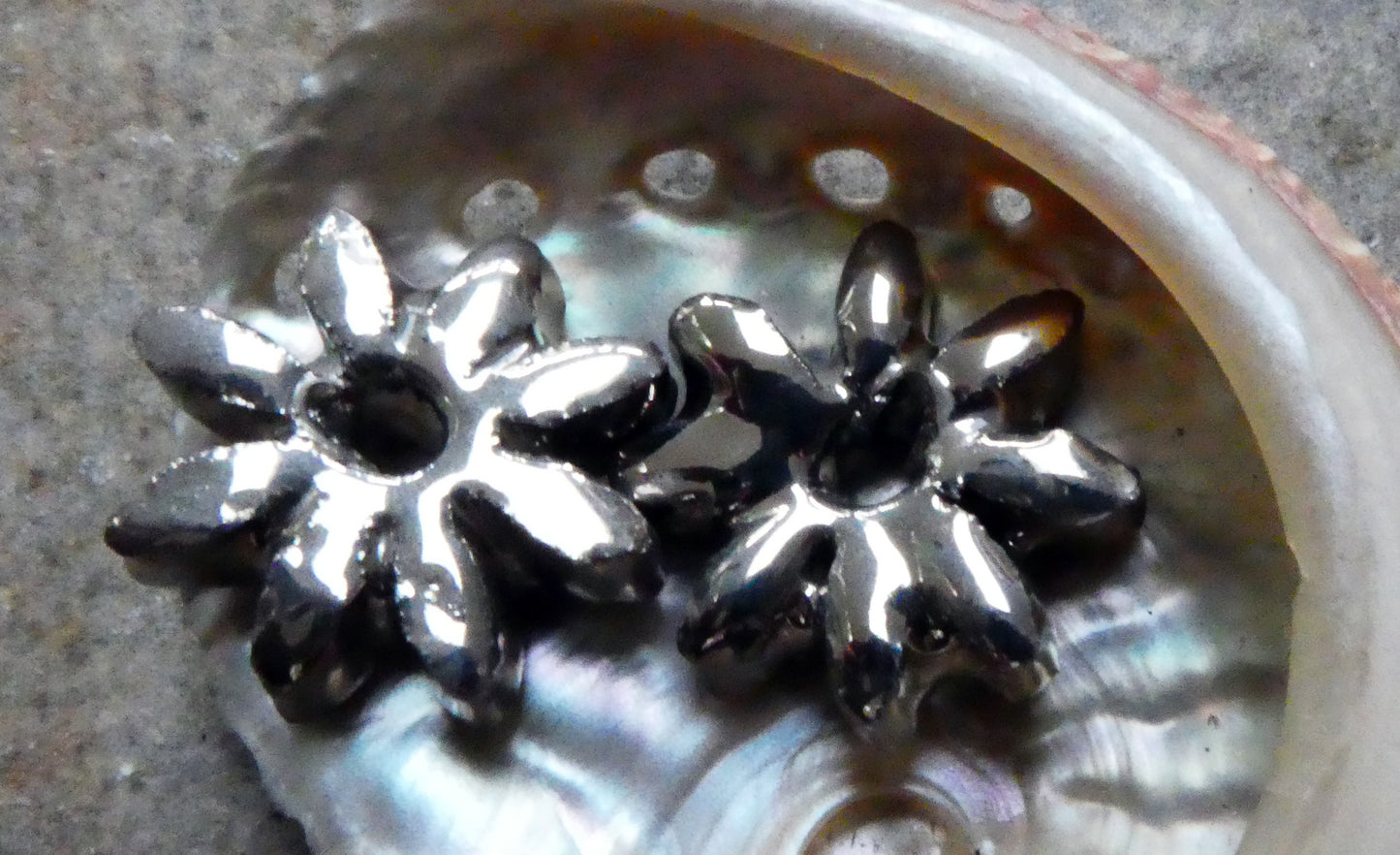 Ceramic Little  Flower Beads -Platinum Lustre