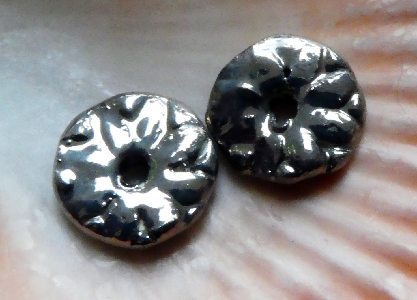 Ceramic Flower Disc Beads -Platinum Lustre