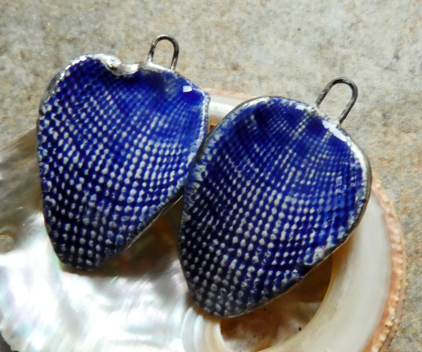 Ceramic Shell Textured Petal Charms -Mirror Blue