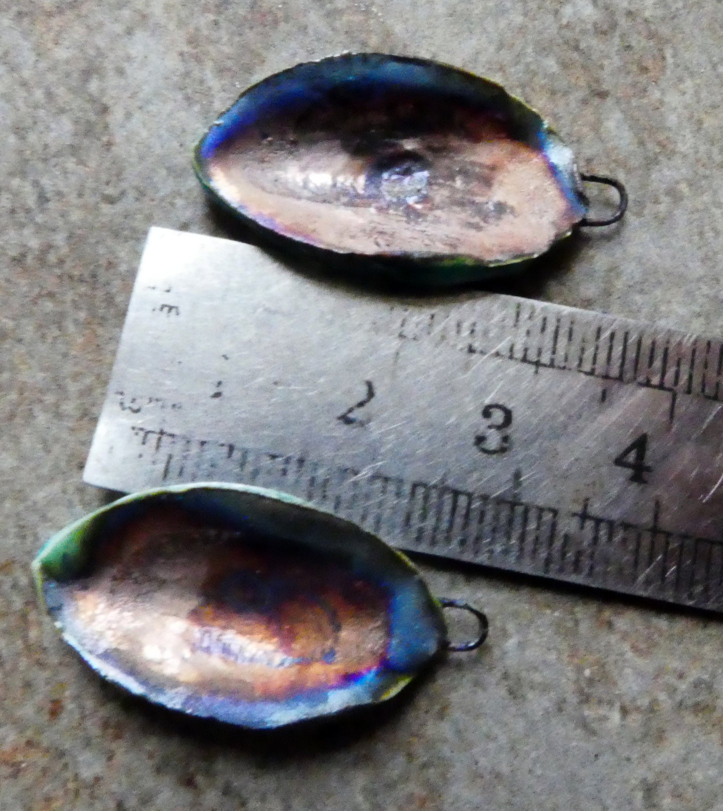 Ceramic Textured Wave Tablet Charms