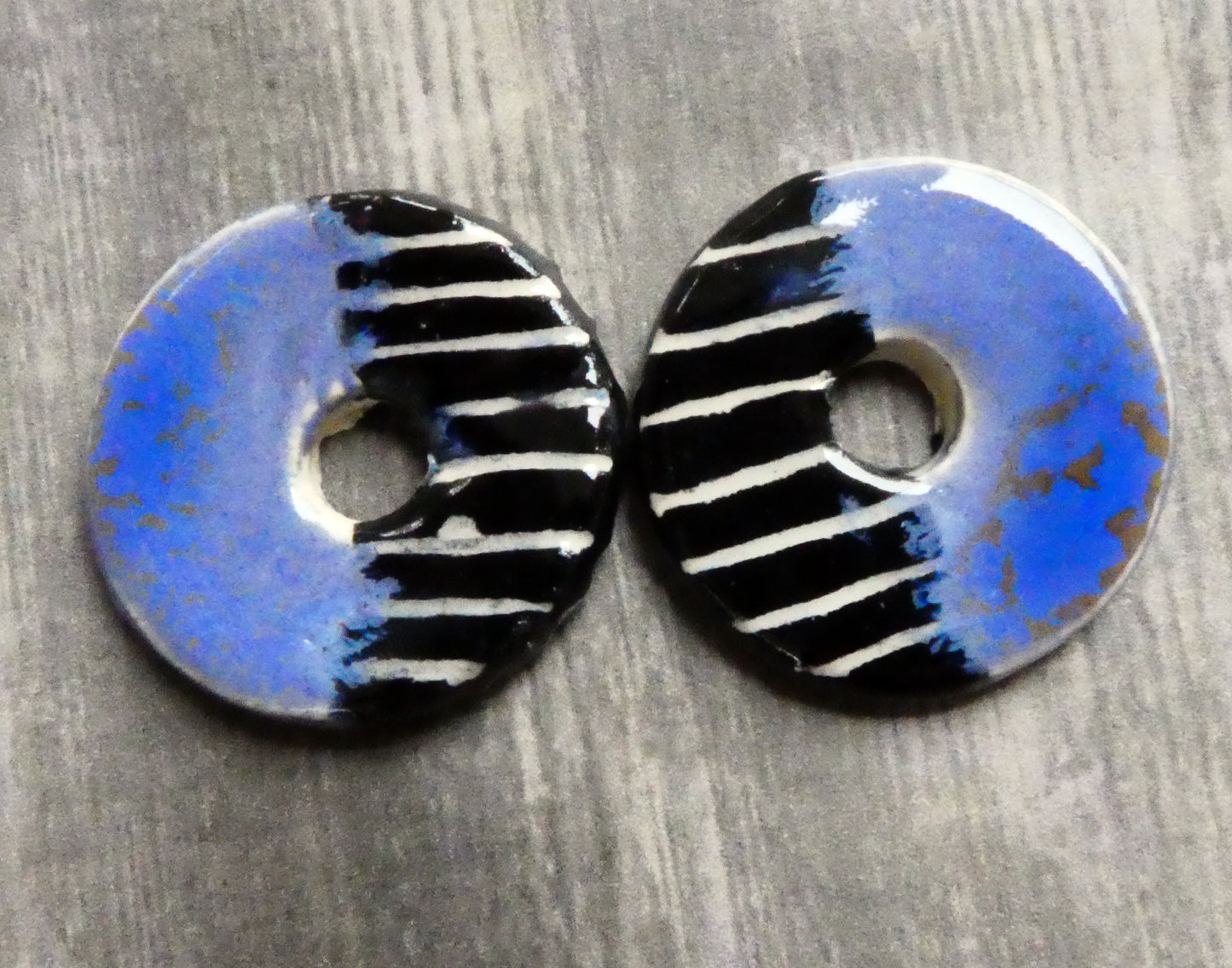 Ceramic Sgraffito Disc Charms - Ohio