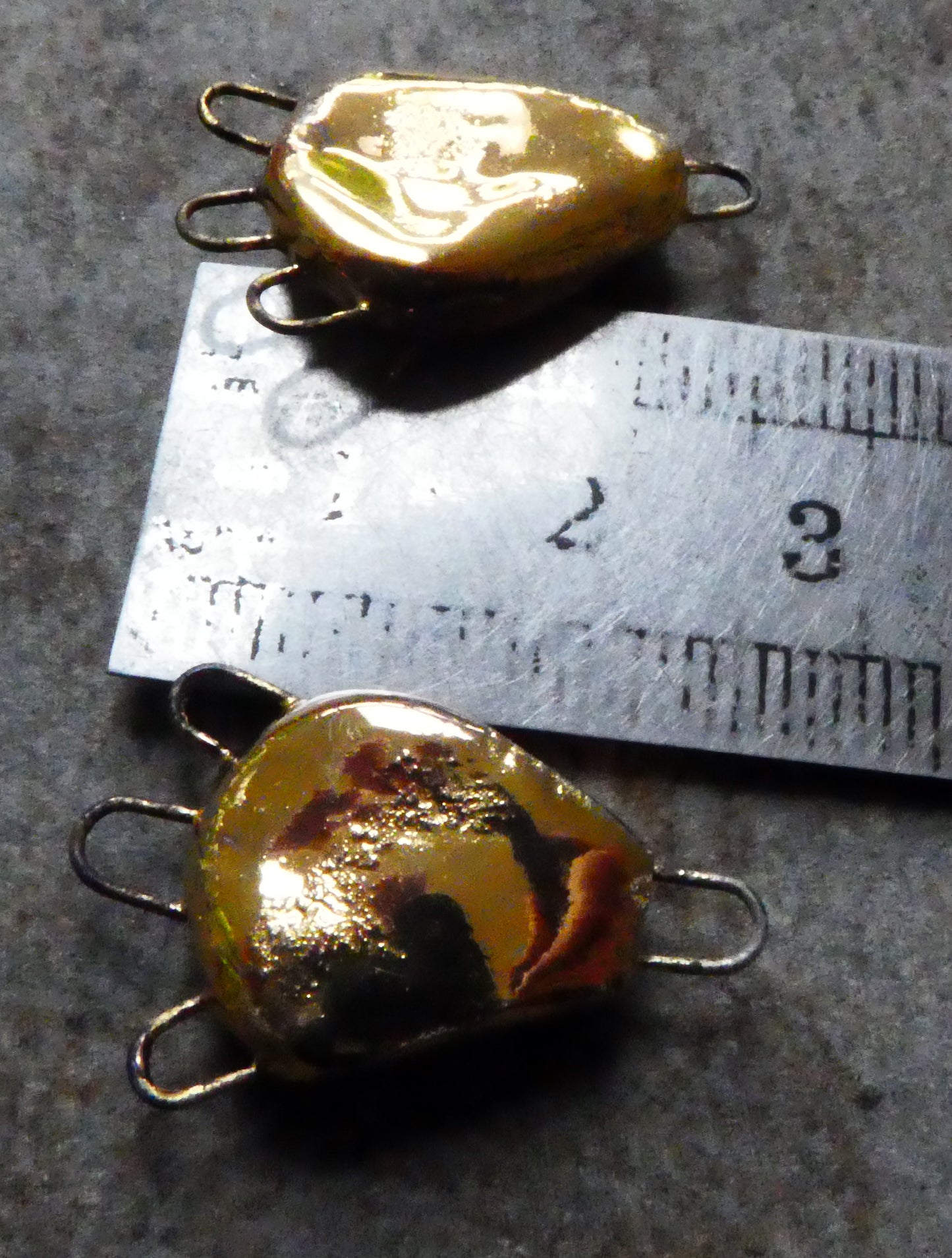 Ceramic Three Hoop Shell Connectors - Gold Lustre