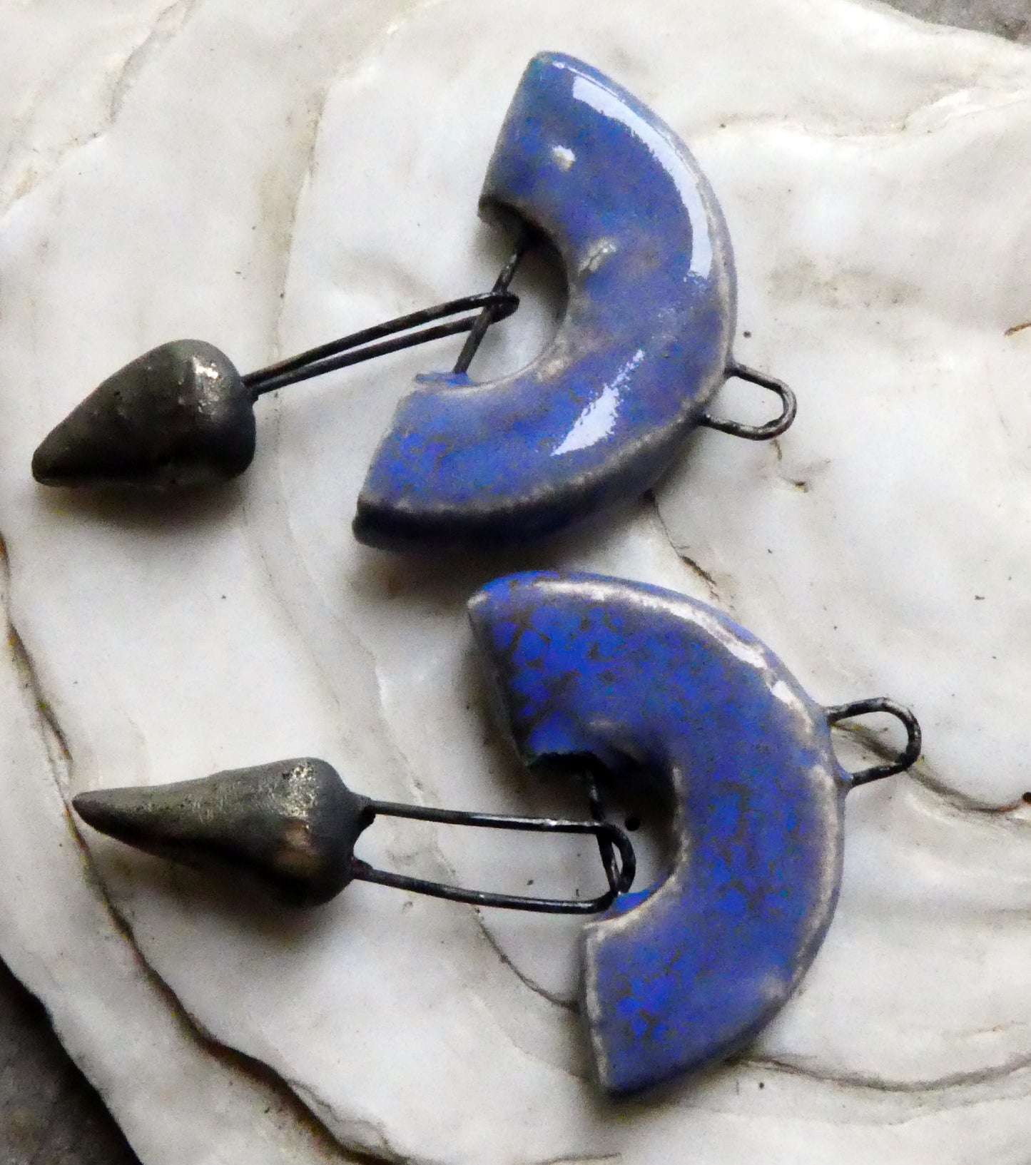 Ceramic Semi Circle Dangles - Ohio