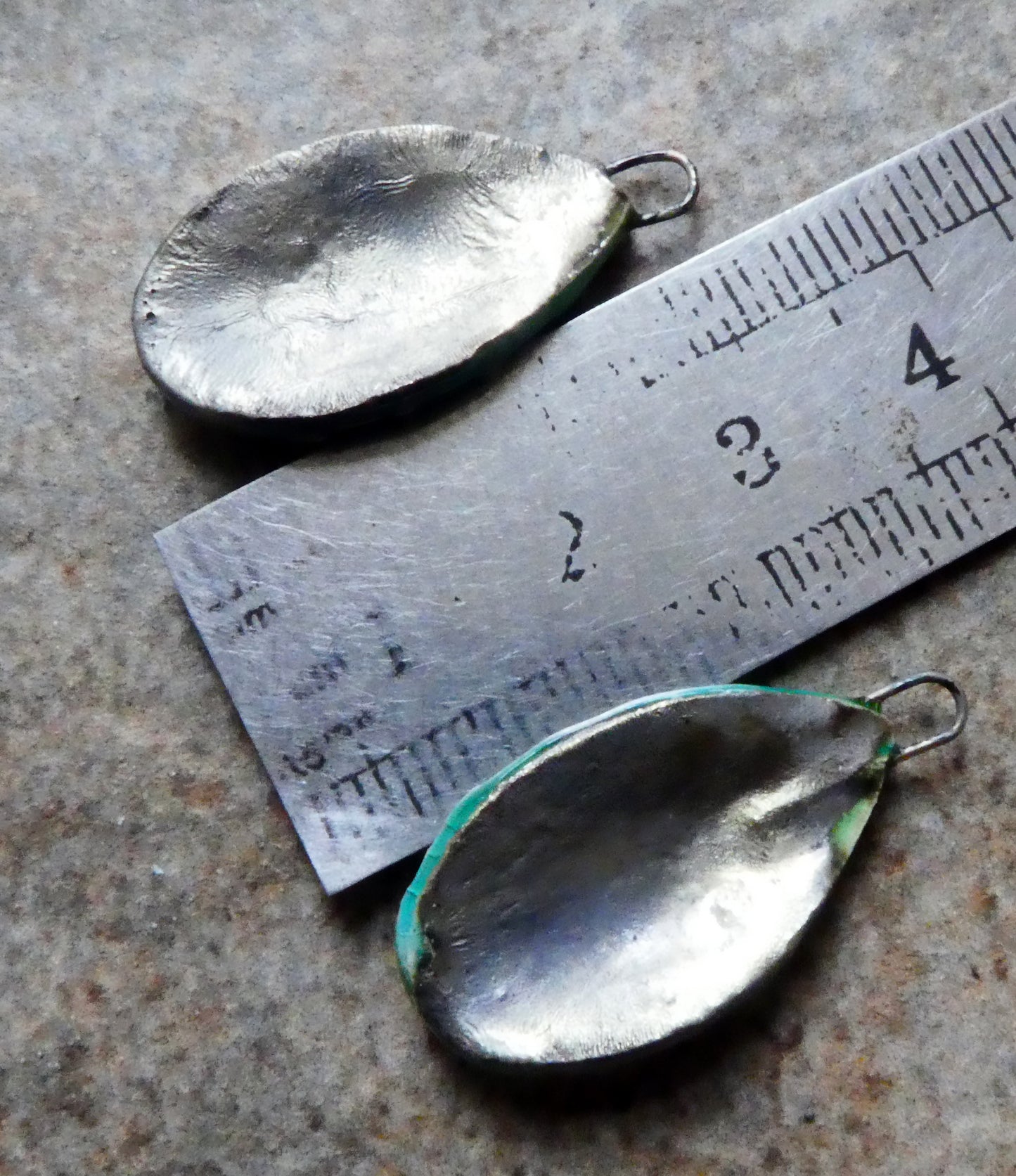 Ceramic Textured Wave Tablet Charms - Greens