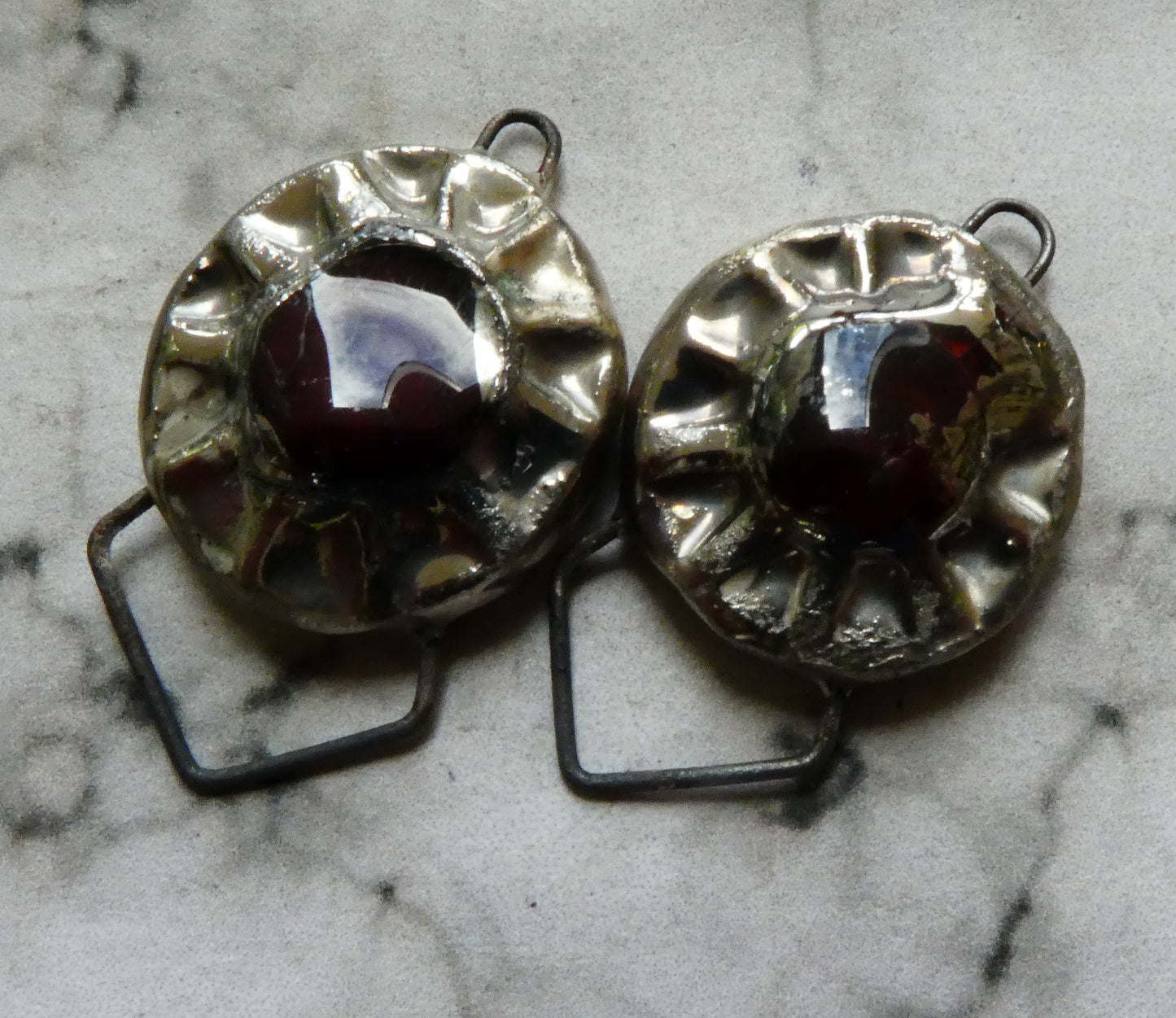 Ceramic Oozy Glass Disc Connectors -Red #1