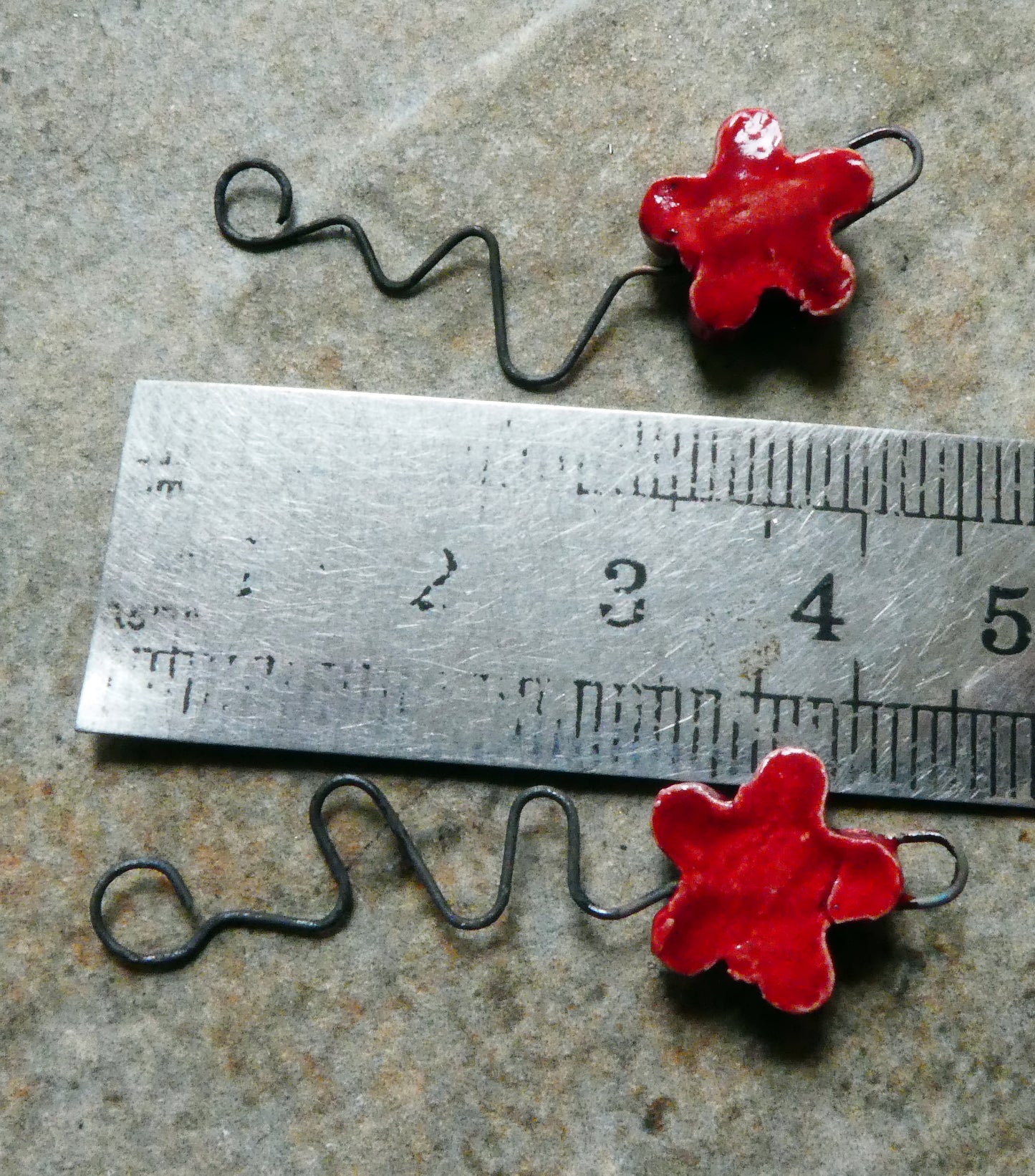 Ceramic Wavy Stem Flower Earring Charms - Red