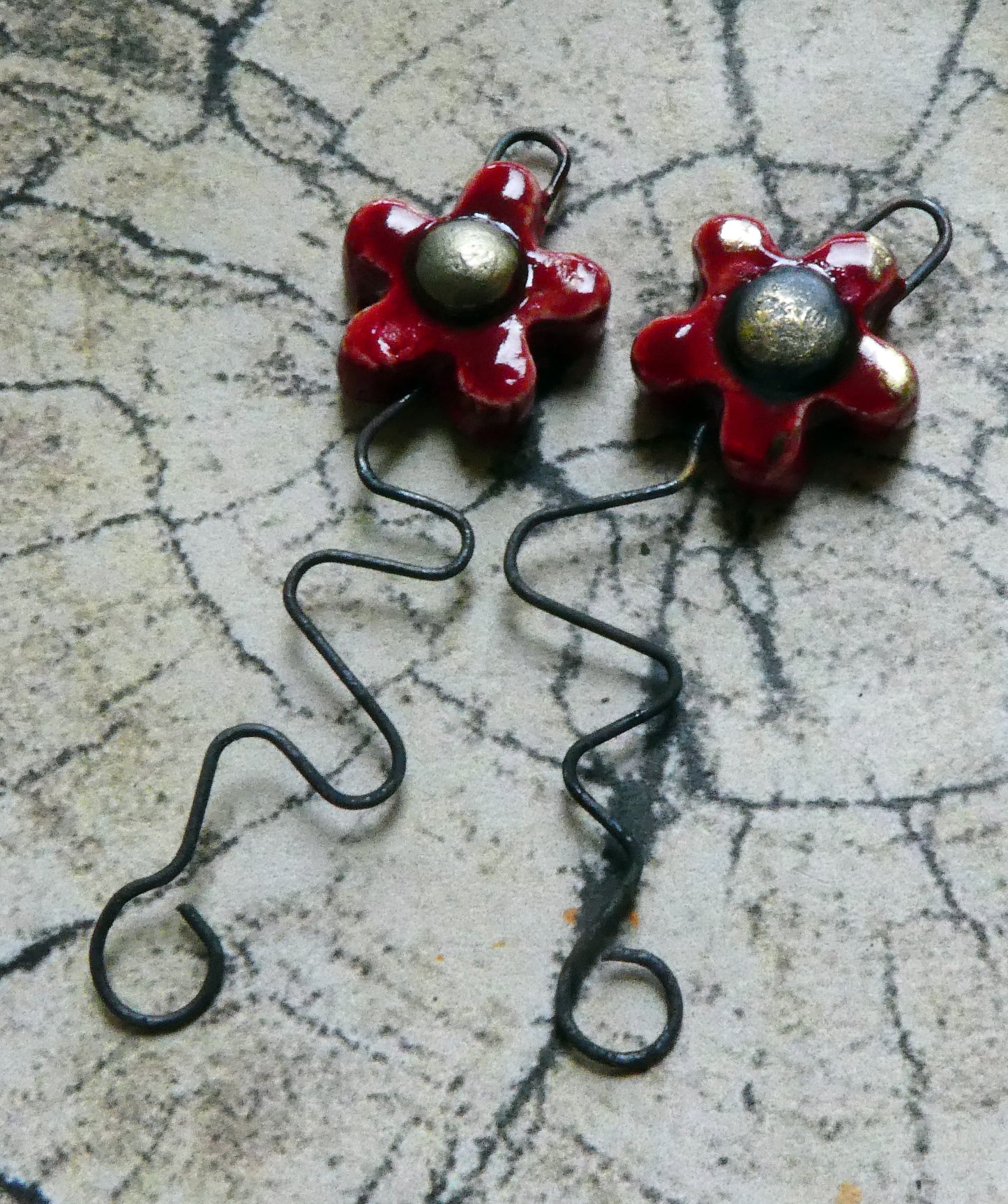 Ceramic Wavy Stem Flower Earring Charms - Red