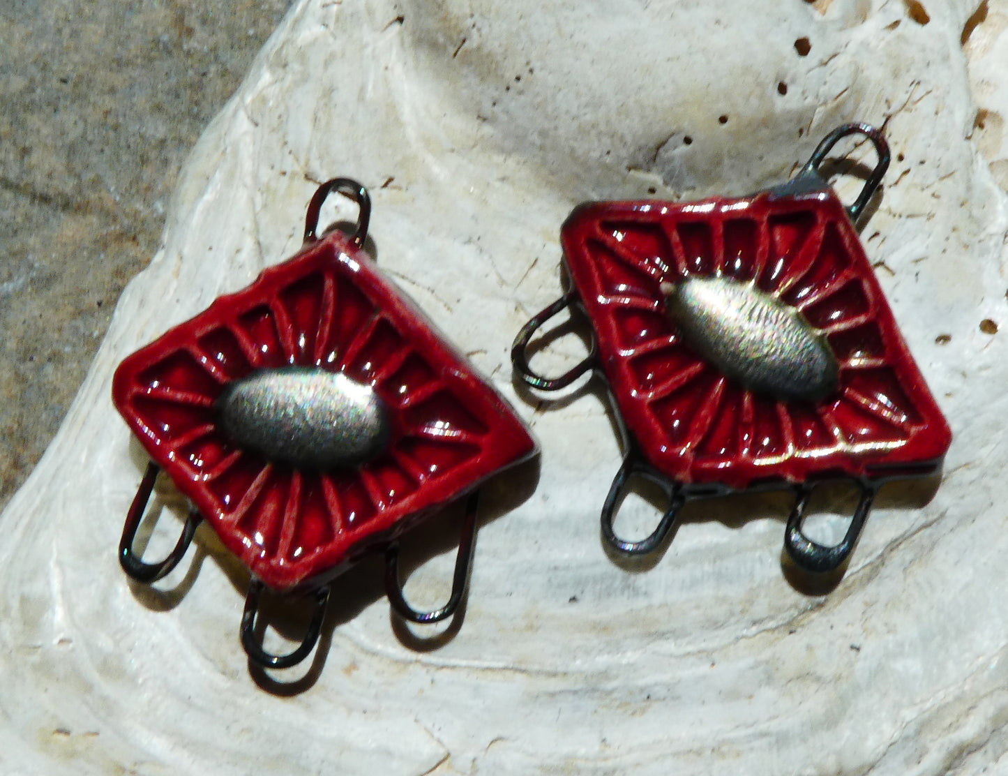 Ceramic Textured Diamond Earring Connectors -Red