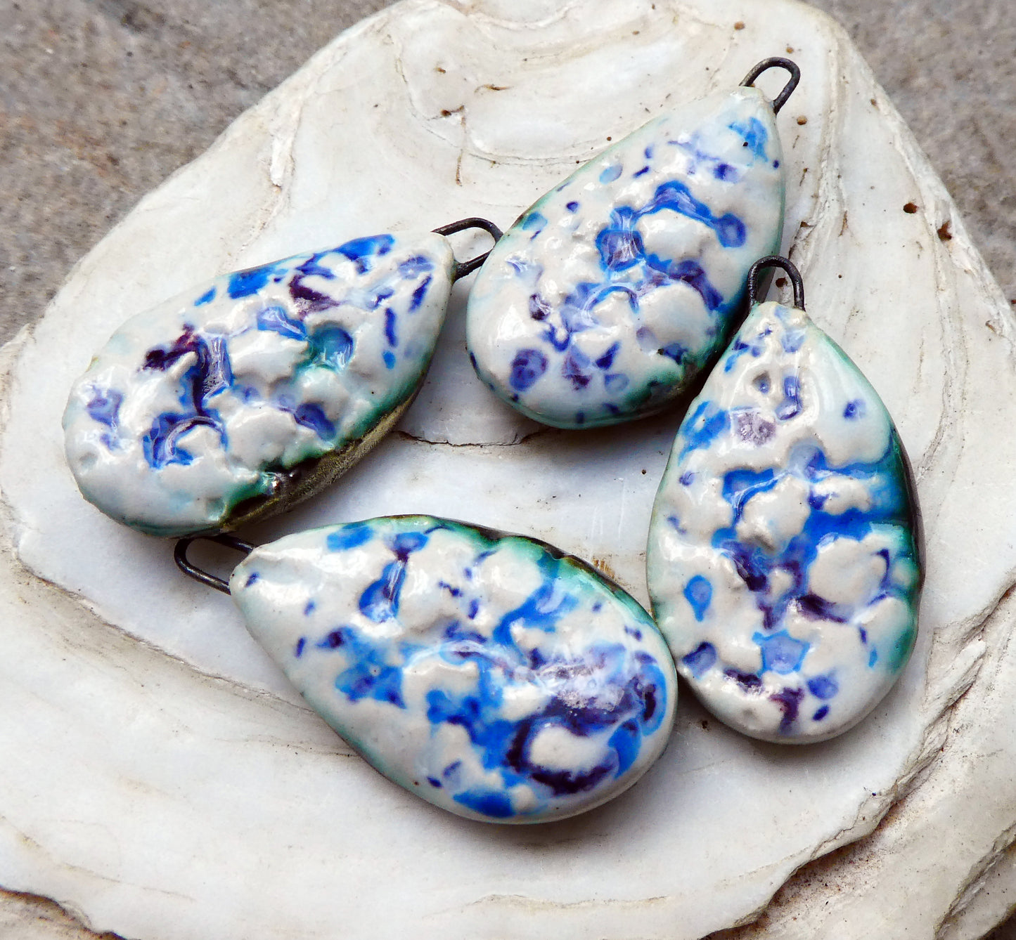 Ceramic Beach Stone Textured Charms - Wispy Blue