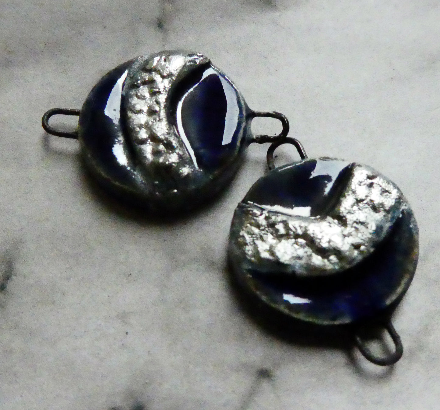 Ceramic Moulded Disc Earring Connectors - Mirror Blue