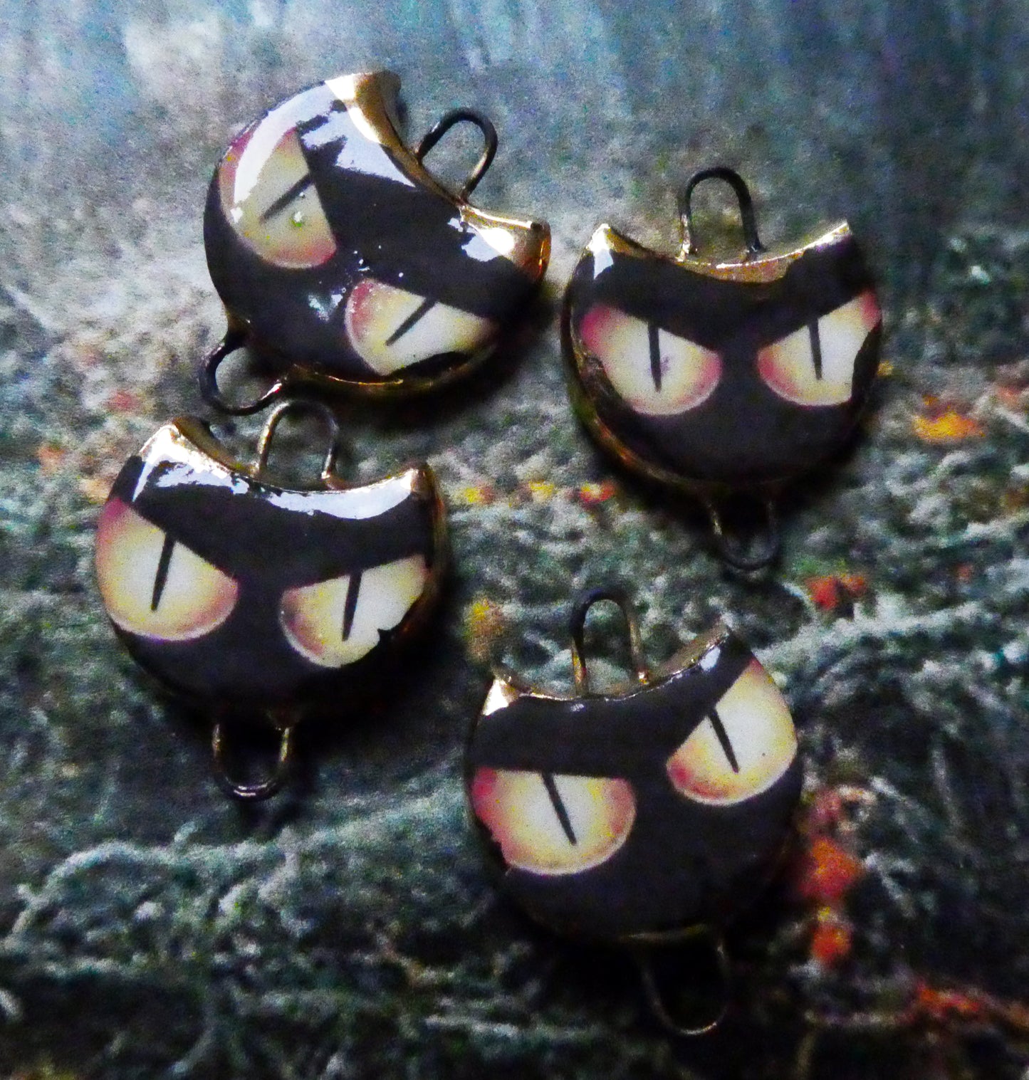 Ceramic Spooky Cat Decal Disc Earring Connectors #1