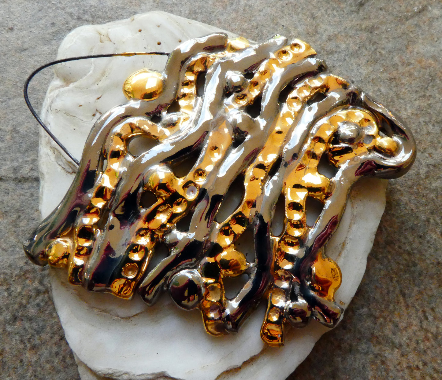 Ceramic Waves Lustre Pendant