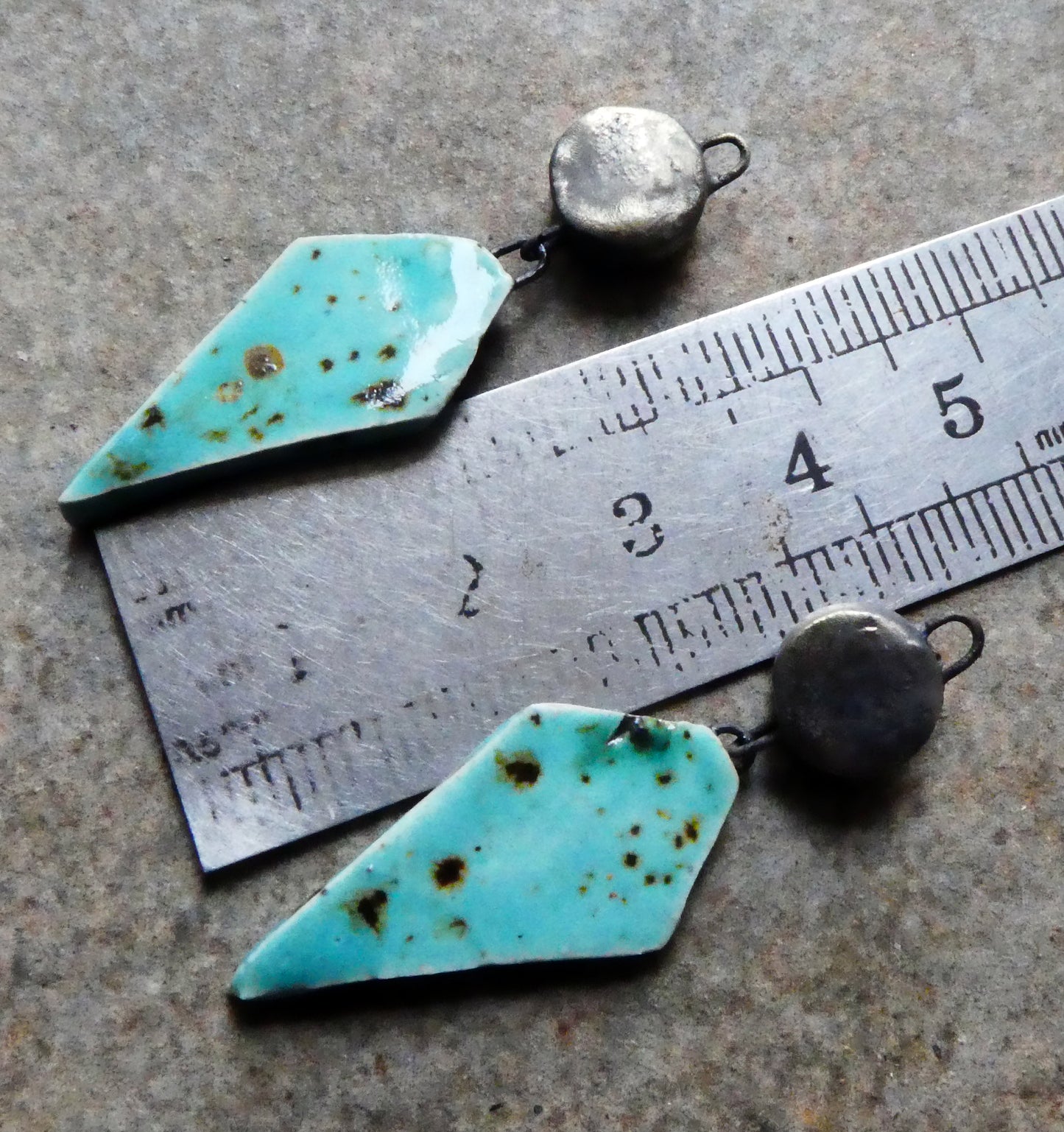 Ceramic Long Diamond Dangles - Blue Guppy