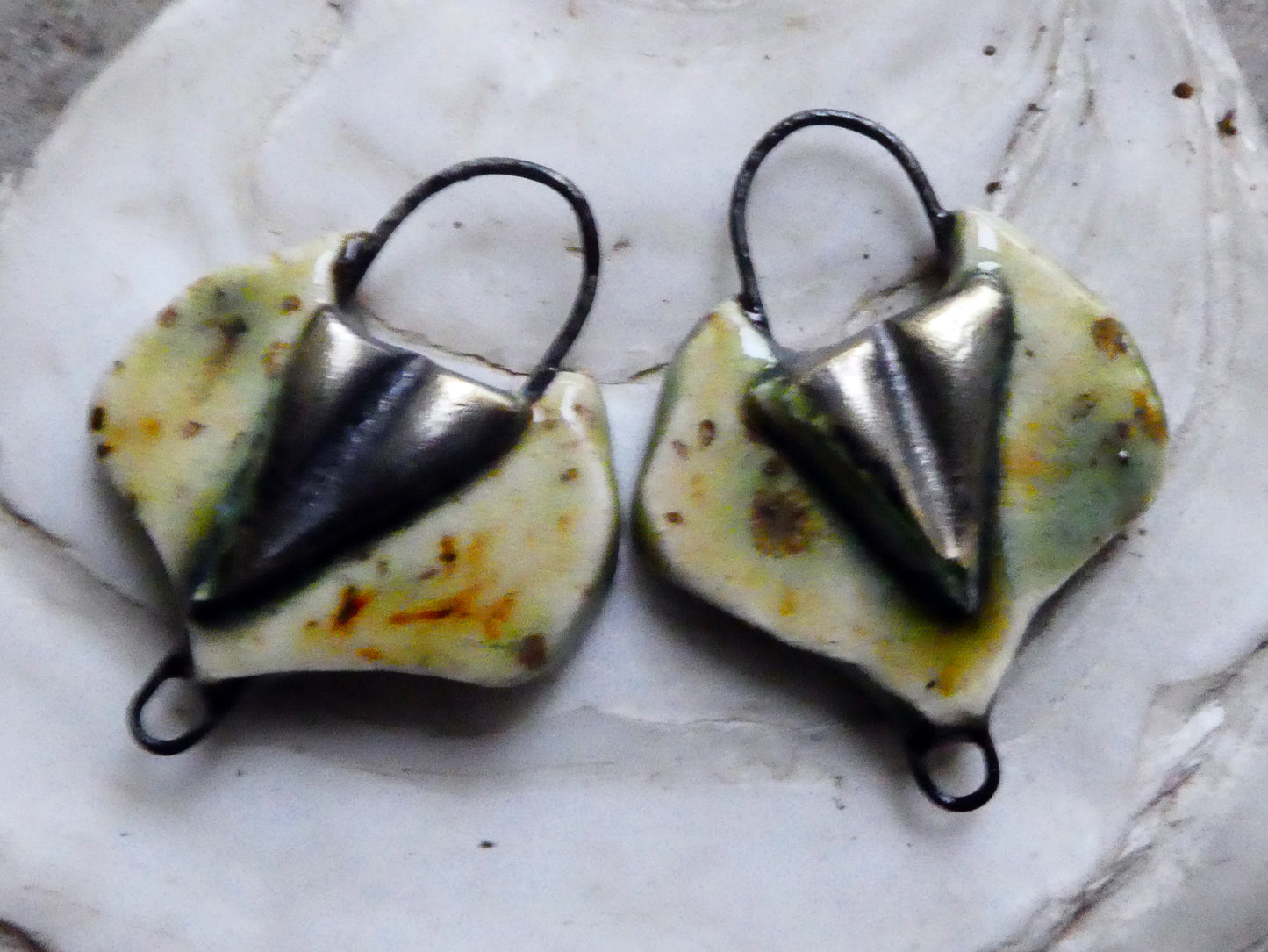 Ceramic Lotus Earring Connectors - Cappuccino Mint