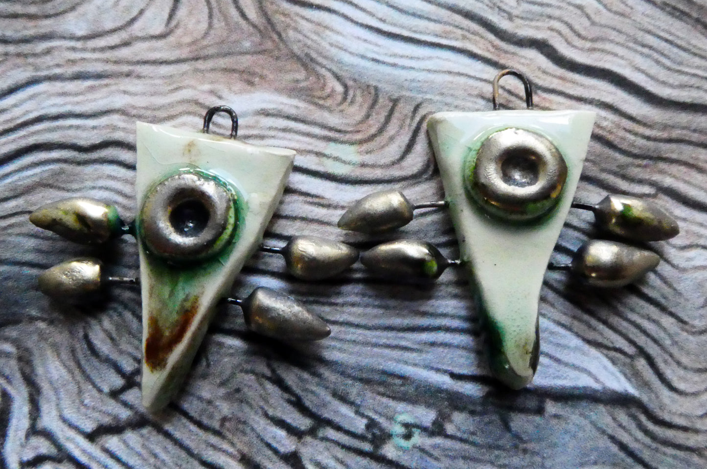 Ceramic Tribal Speared Dagger Charms - Yadro