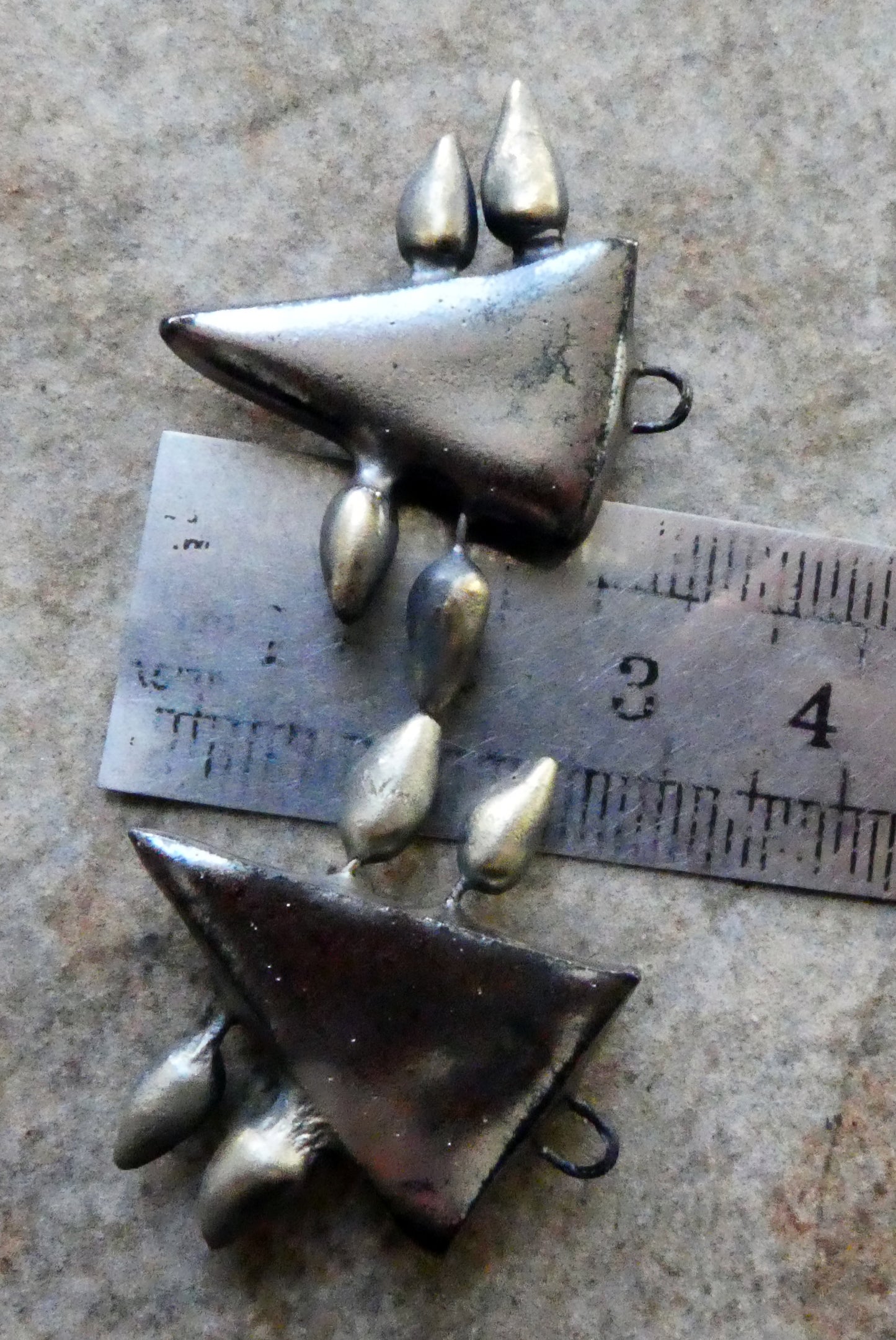 Ceramic Tribal Speared Dagger Charms - Gloria