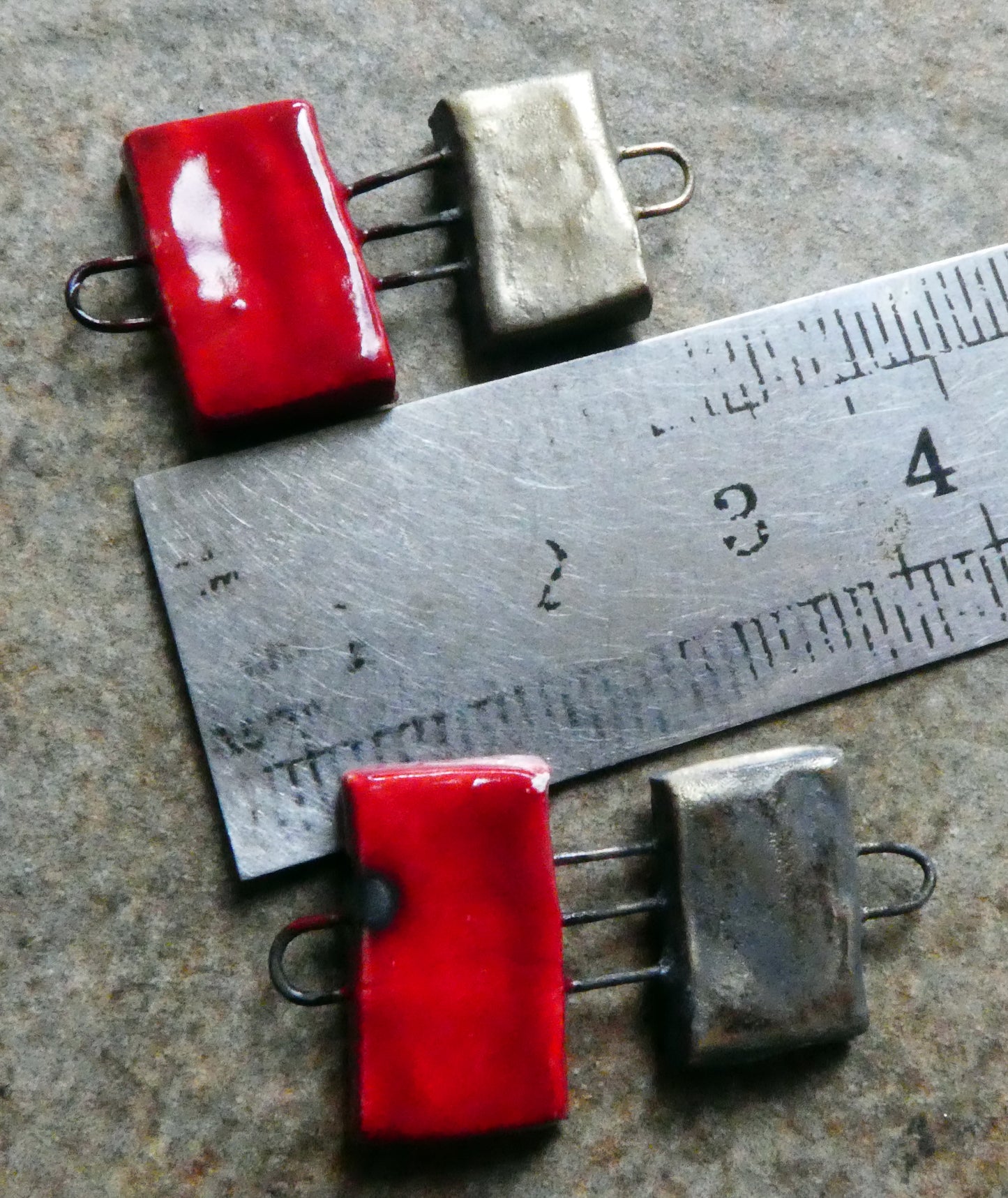 Ceramic Double Rectangle Connectors -Red