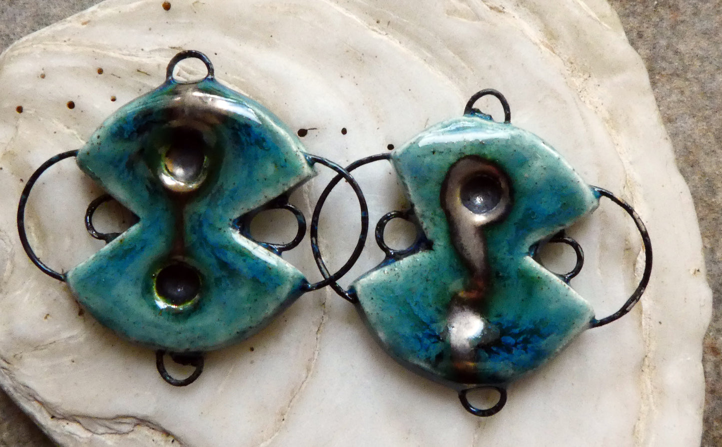 Ceramic Six Hoop Connectors -Bora Bora