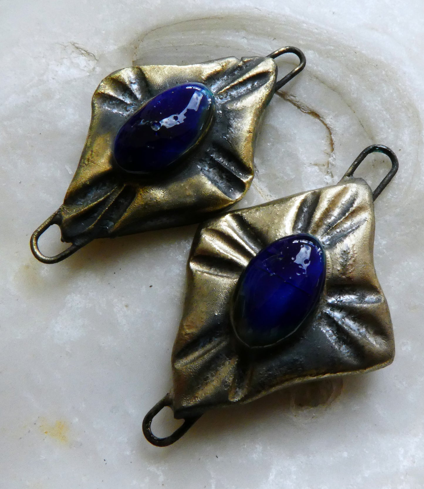Ceramic Bronzy Diamond Connectors -Mirror Blue