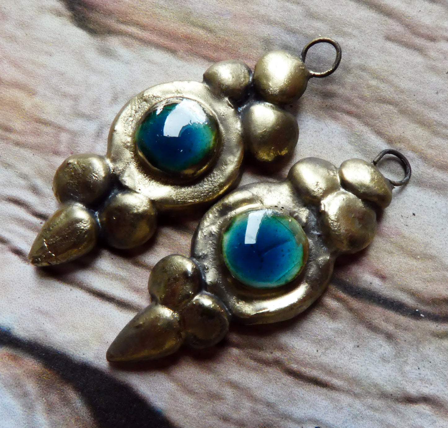 Ceramic Disc and Granule Charms - Oriental Blue
