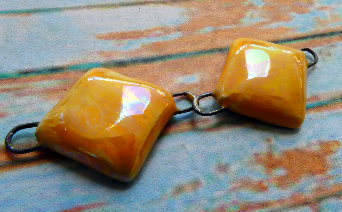 Ceramic Little Lustrous Cushion Earring Connectors - Yellow