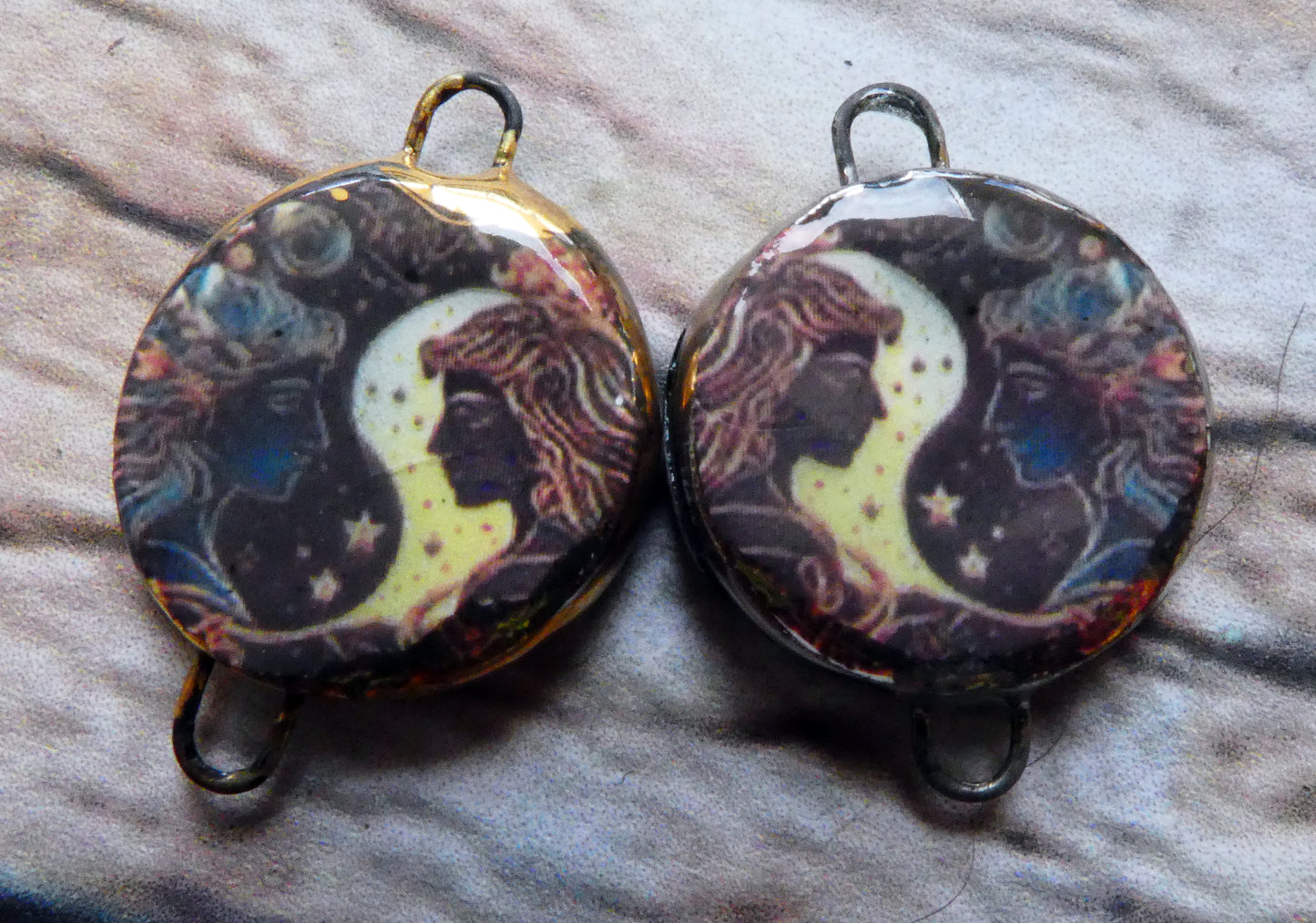 Ceramic Little Disc Zodiac Symbol Decal Earring Connectors-Gemini