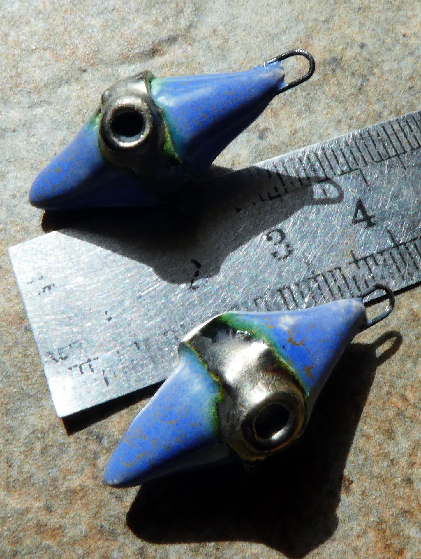 Ceramic Spiky Banded Rivet Charms - Ohio