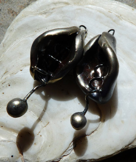 Ceramic Springy in the Middle Charms -Gloria