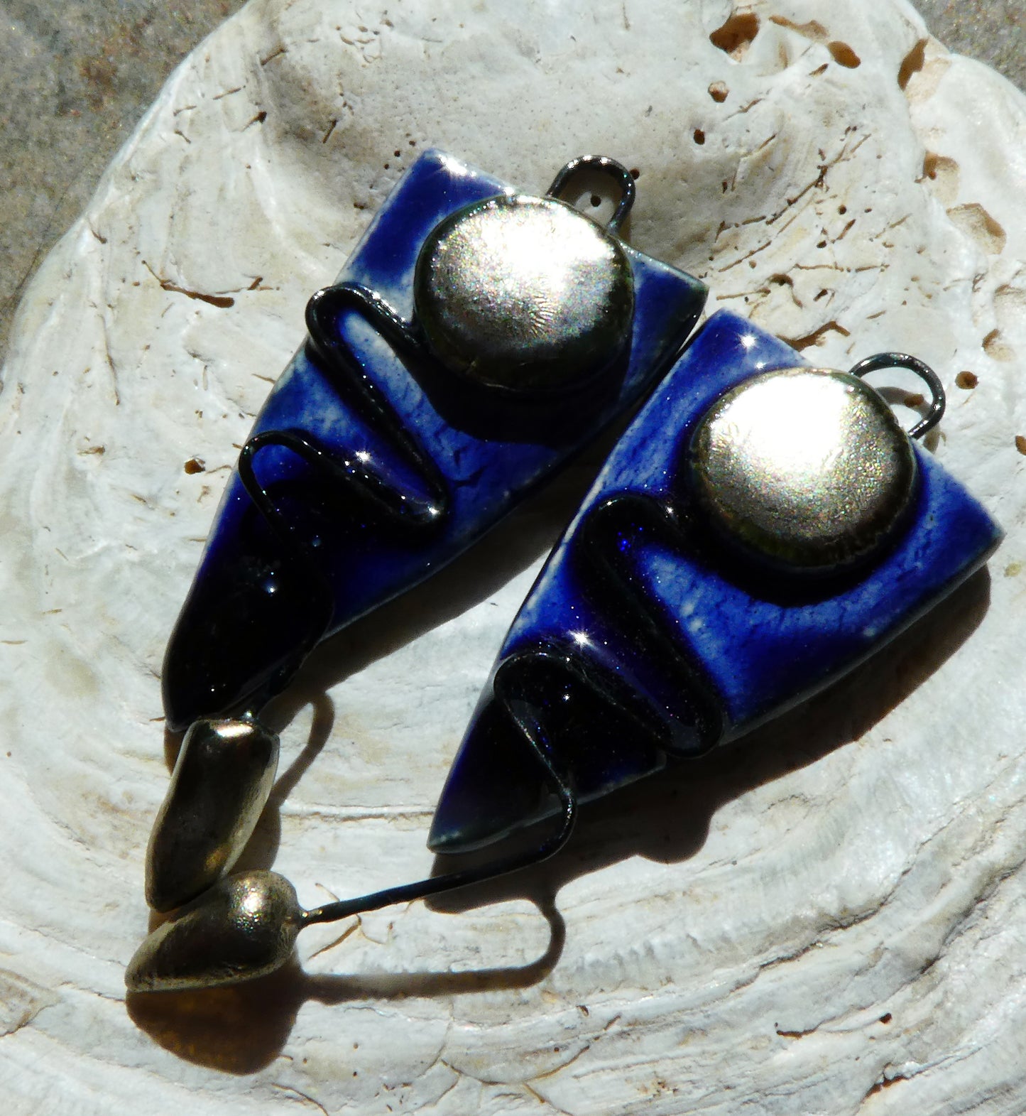 Ceramic Wiggly Wire Charms -Mirror Blue