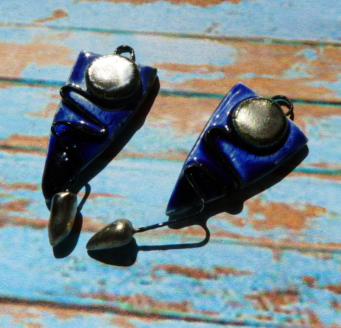 Ceramic Wiggly Wire Charms -Mirror Blue