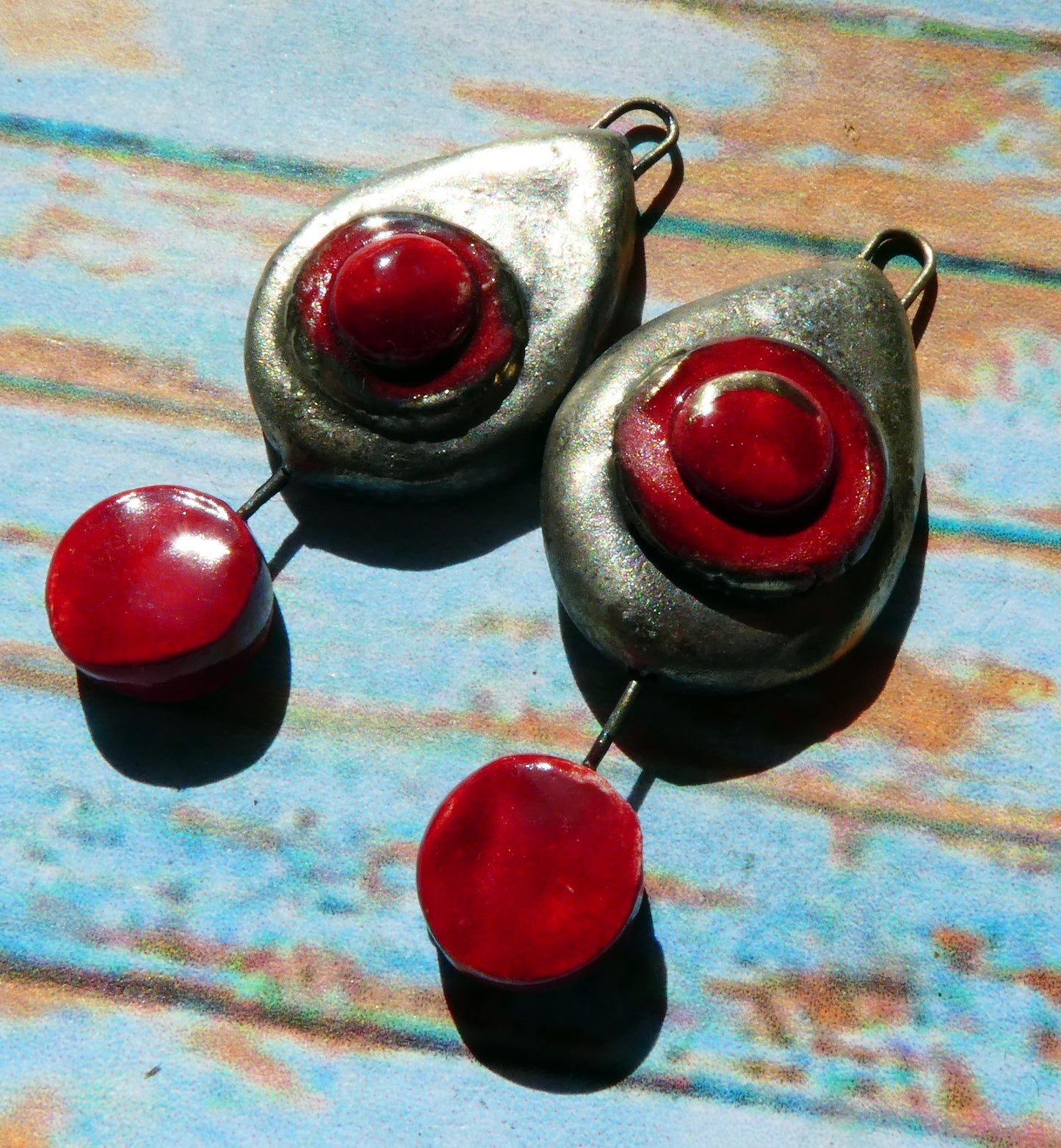 Ceramic Moulded Teardrop Dangles - Red