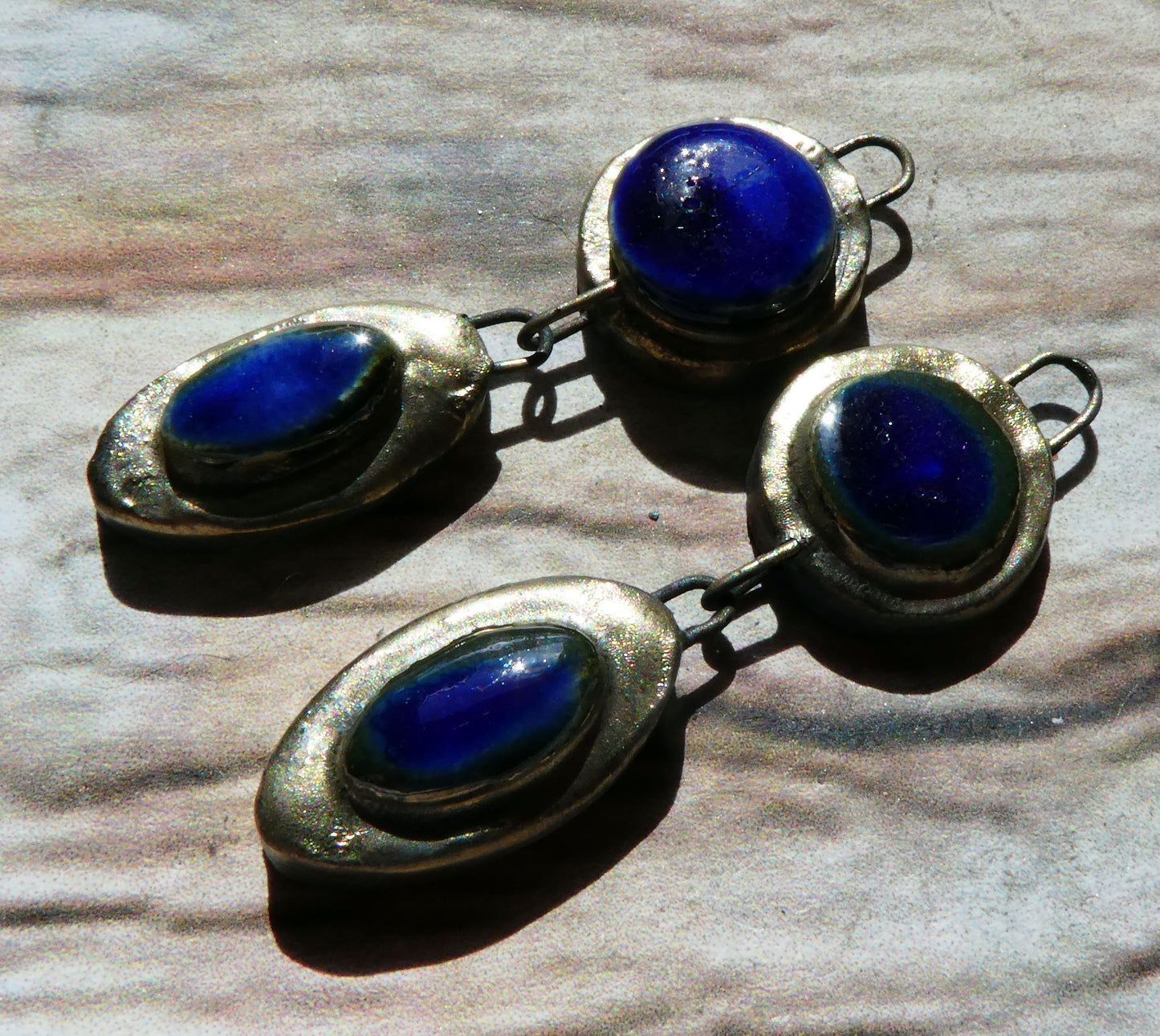 Ceramic Moulded Disc and Oval Dangles -Mirror Blue