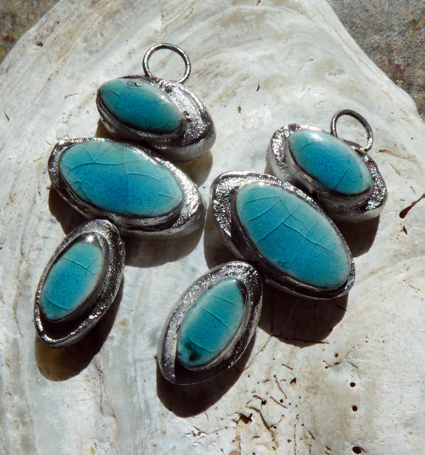 Ceramic Silvery Moulded Triple Oval Stack Charms -Topaz