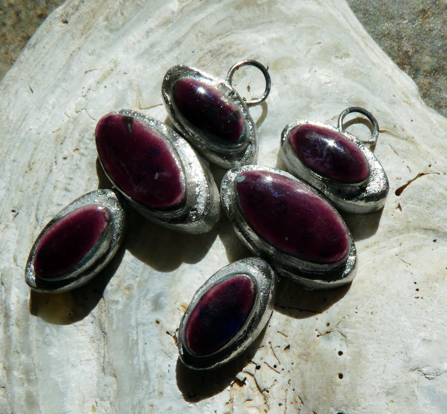 Ceramic Silvery Moulded Triple Oval Stack Charms -Plum Jelly