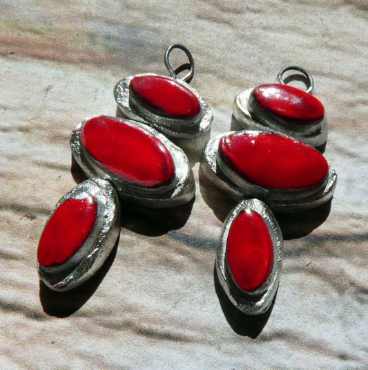 Ceramic Silvery Moulded Triple Oval Stack Charms -Red
