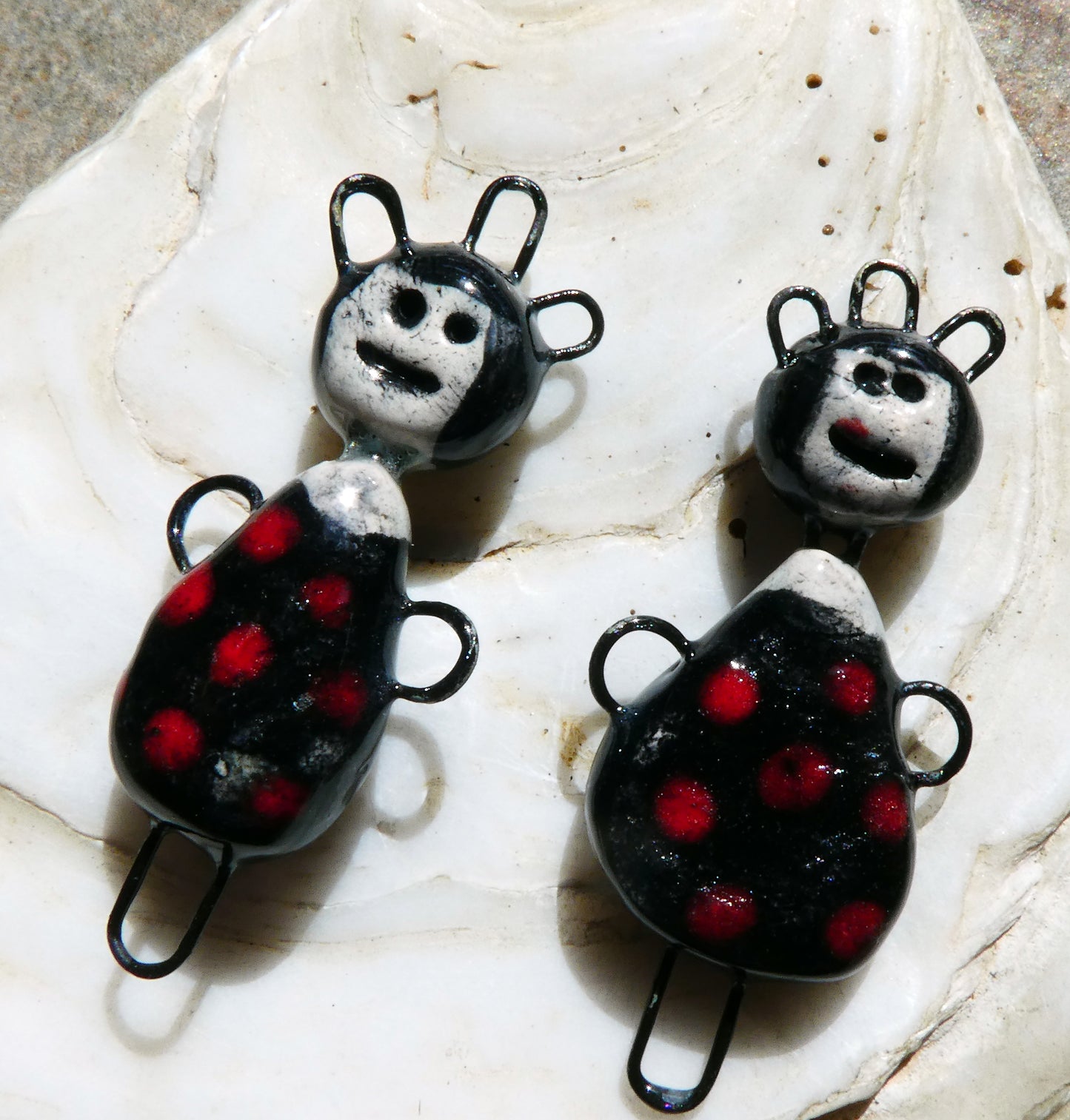 Ceramic Polka Dot Girls Connectors -Blackie