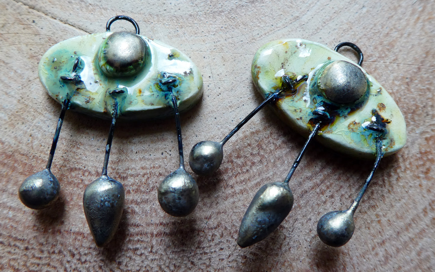 Ceramic Oval Bobbly Charms - Cappuccino Mint