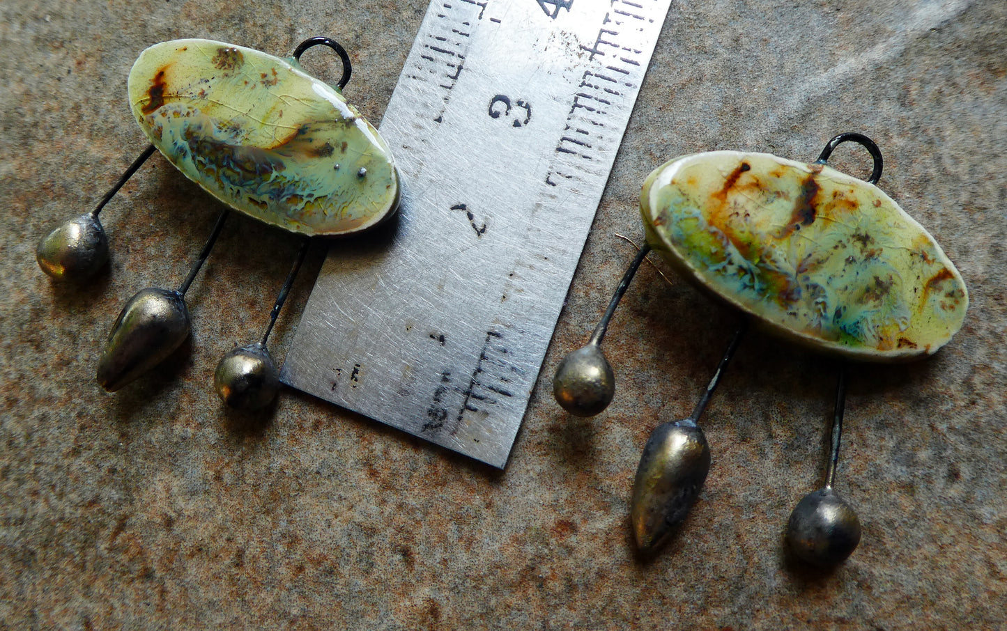 Ceramic Oval Bobbly Charms - Cappuccino Mint