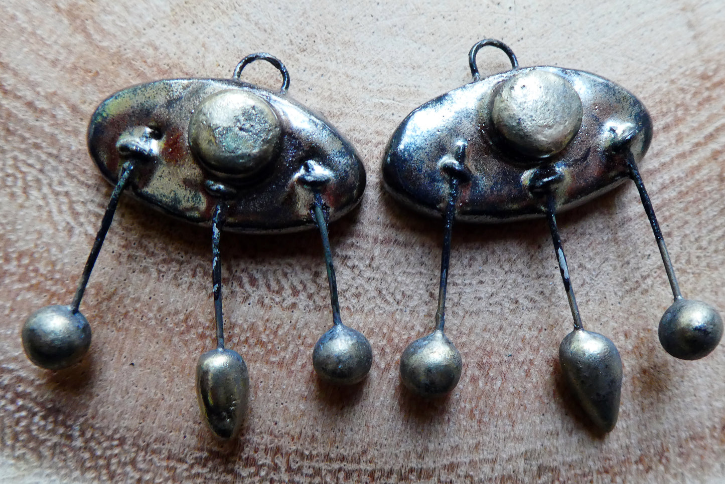 Ceramic Oval Bobbly Charms - Gloria