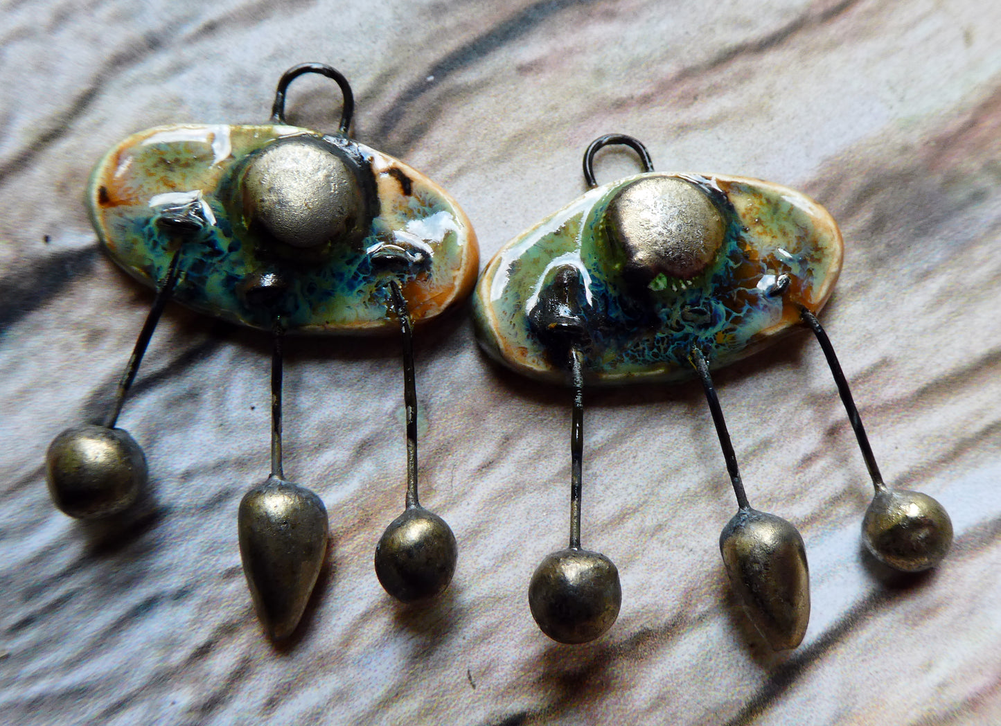 Ceramic Oval Bobbly Charms - Oriental Caramel