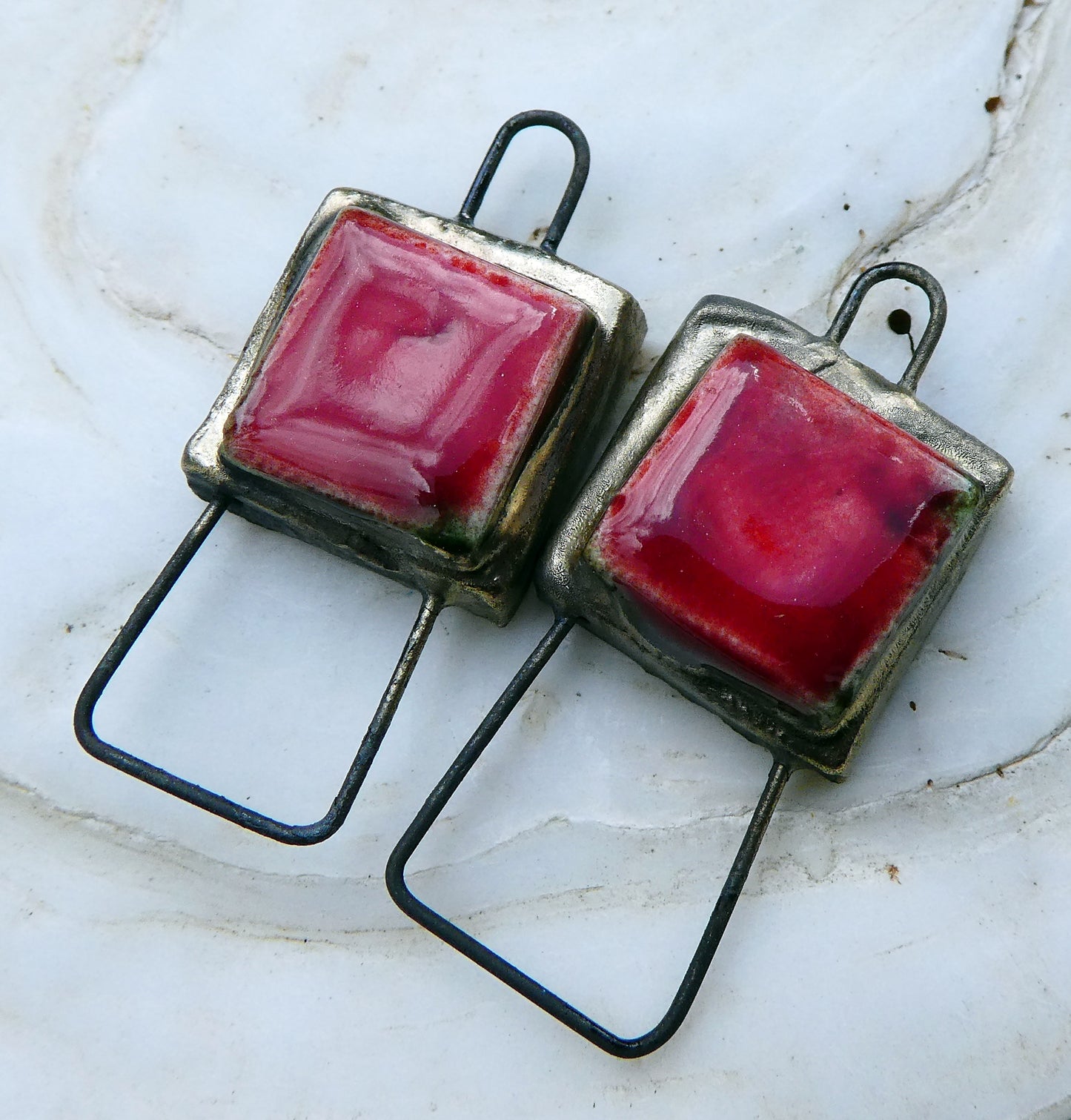 Ceramic Square Hoop Moulded Square Connectors - Pillar Box