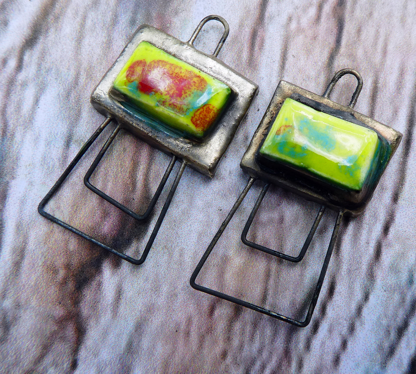 Ceramic Double Hoop Moulded Rectangle Connectors - Cherry Limeade