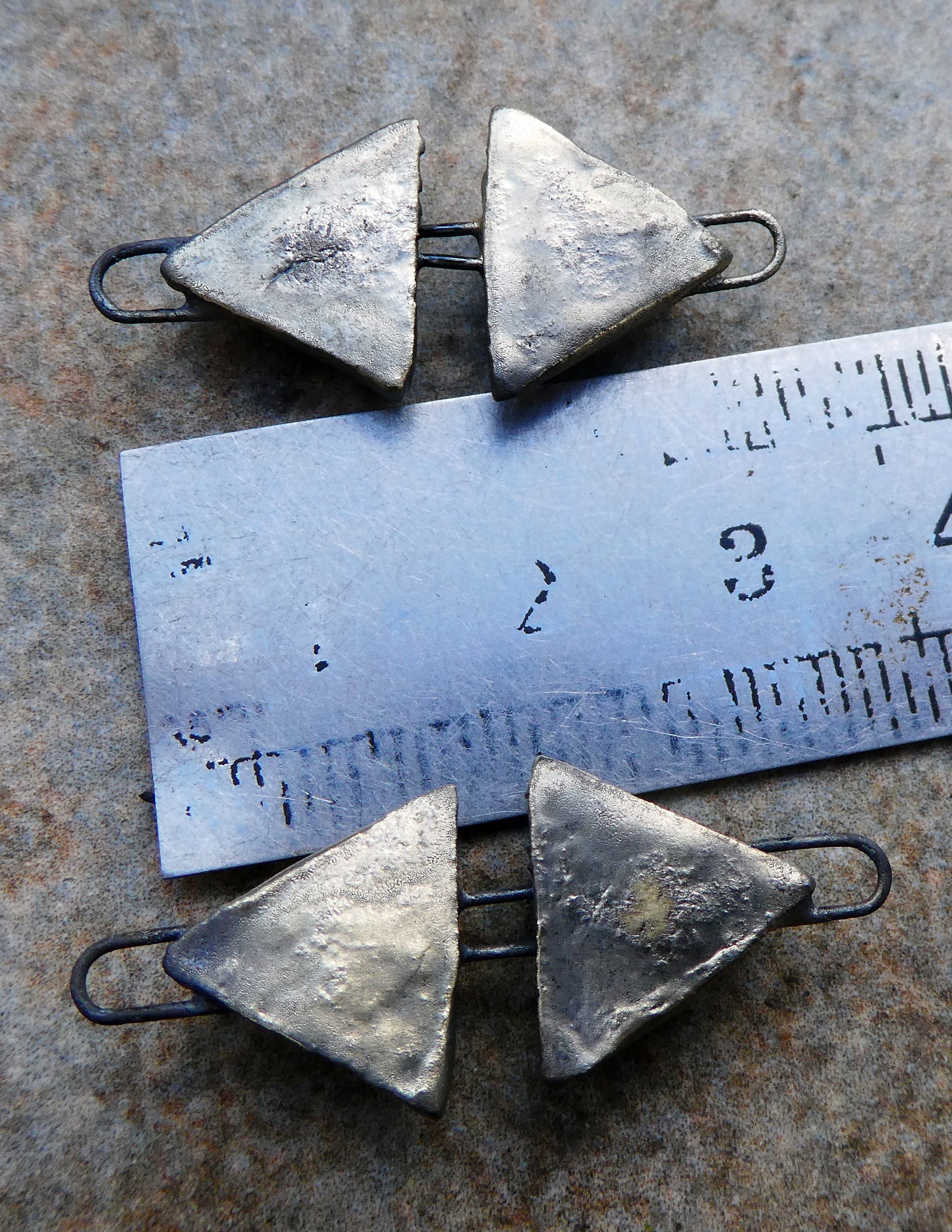 Ceramic Double Triangle Moulded Connectors -Vermillion Sunburst